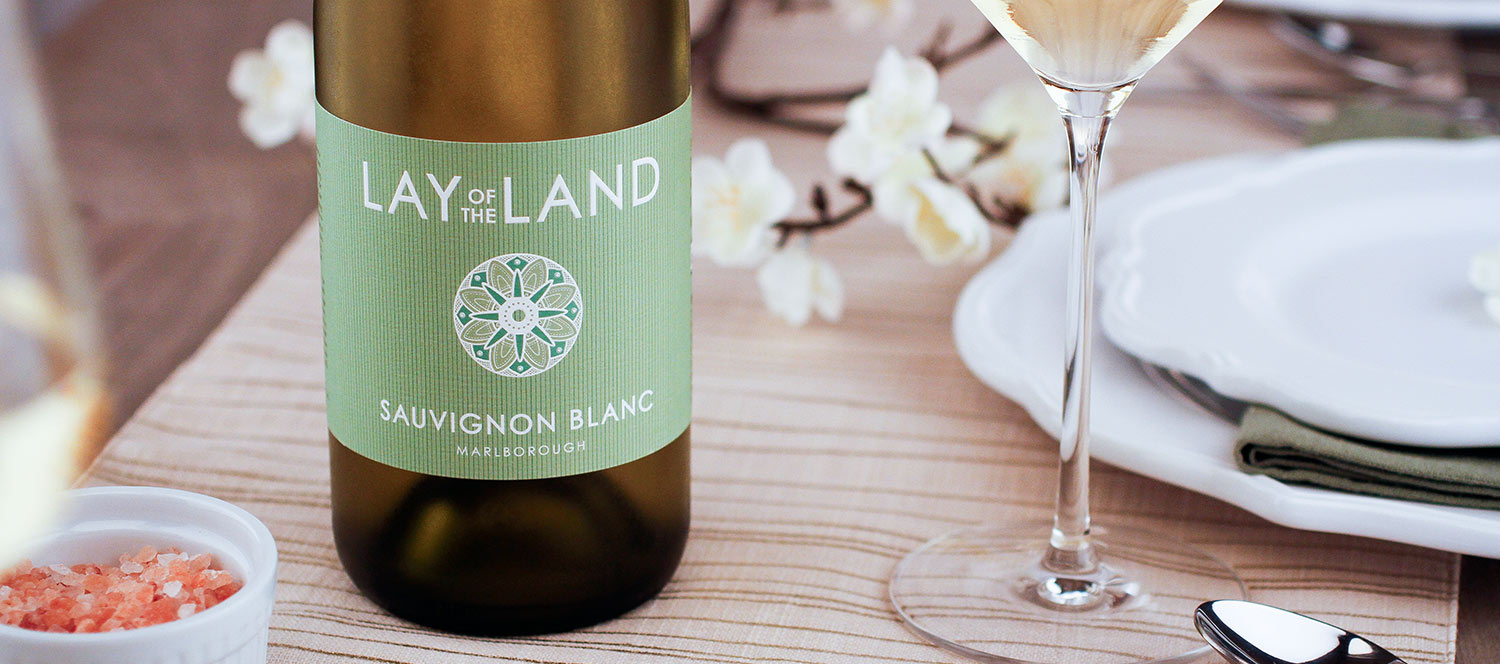 White Wine Lay of the Land Sauvignon Blanc 2015 from